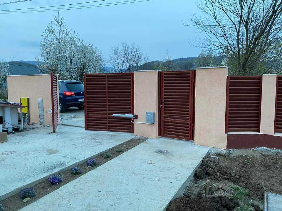 Construim garduri din panou stil jaluzele, sipca metalica, BCA, tabla