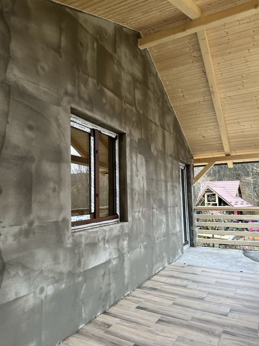 Execut Amenajari Interioare si exterioare !