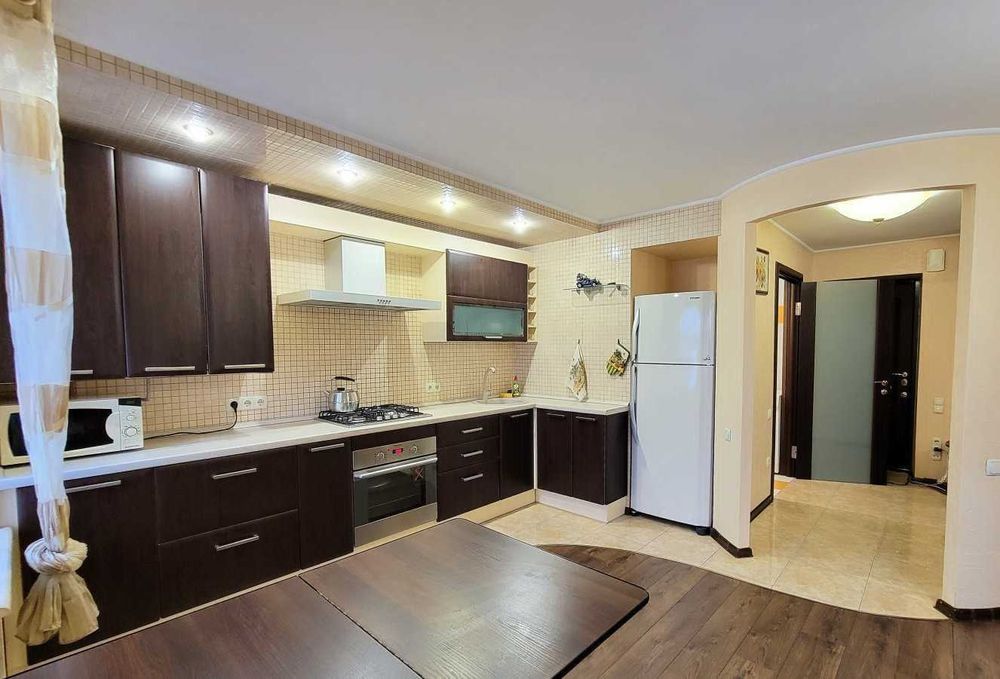 Дава се под наем Двустаен апартамент в София, Дружба 1 - 65 кв.м за 509.49 € - Снимка #1