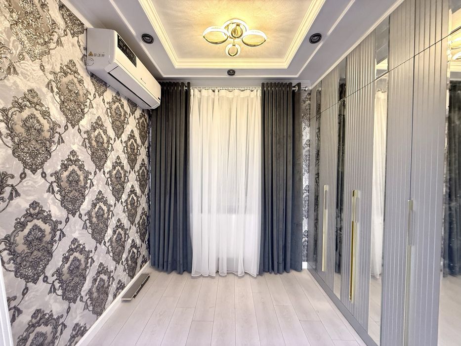 Регистон.Сдаётся 3х комнатная квартира Люкс