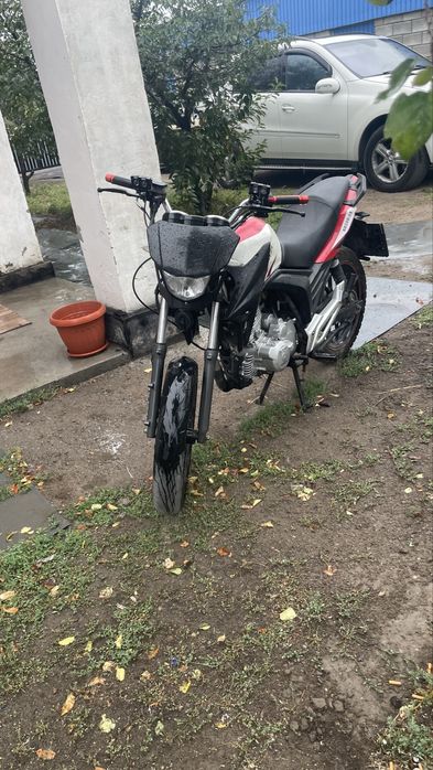 Продам мотоцикл 200 куб