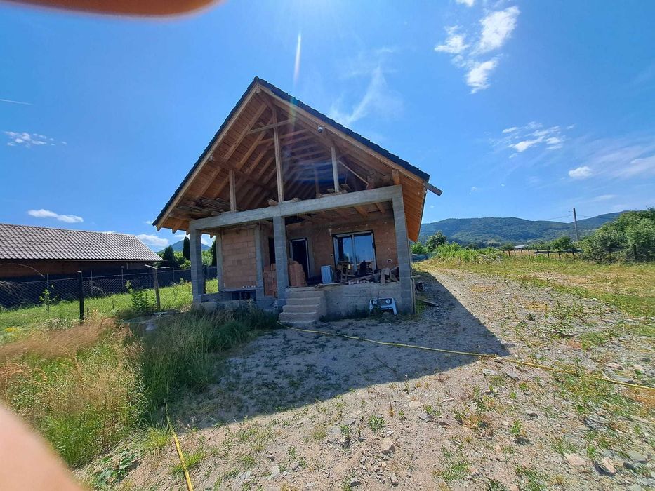 casa de vanzare in loc. Vale
