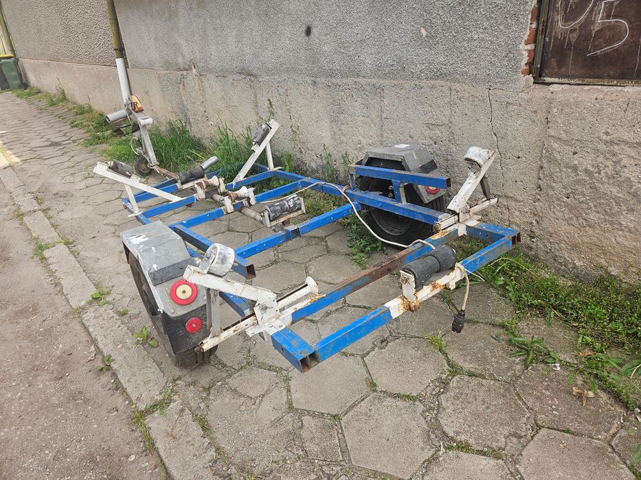 Колесар за лодка 4метра