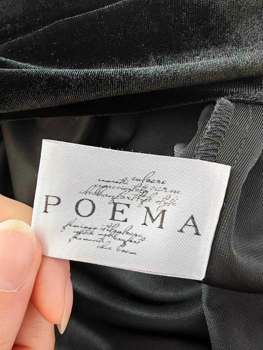 Rochie Poema, mărimea 40 - cu despicătură și efect de catifea