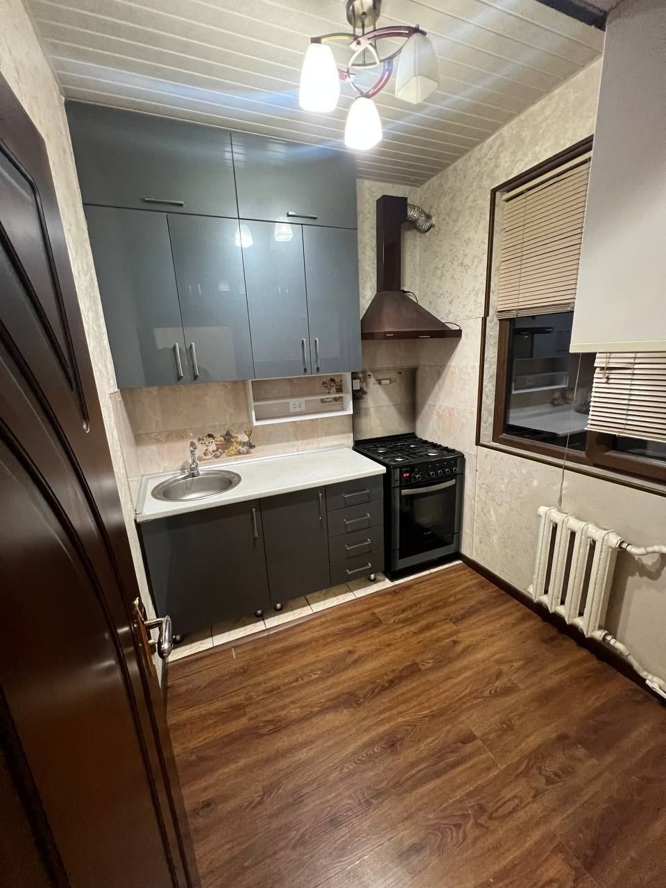 Продаётся квартира Домрабад 2/2/4 панель зеркалка