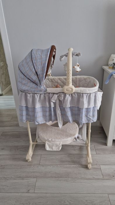 Кроватка детская