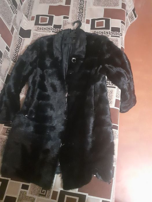 Продам женскую куртку и шубу