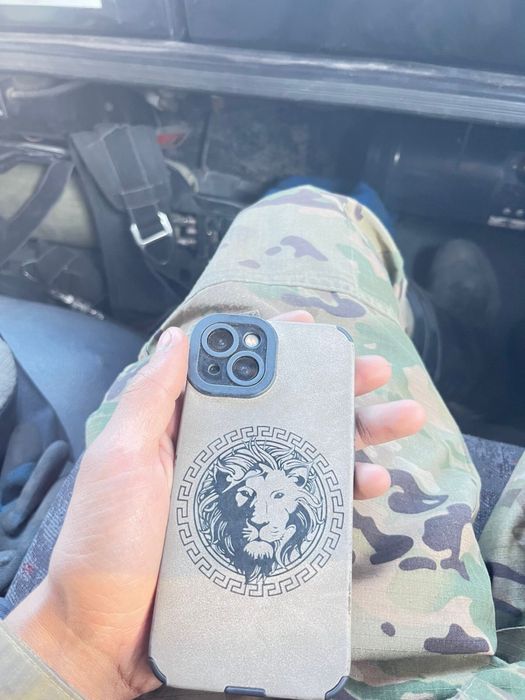 Iphone 13 почти новый