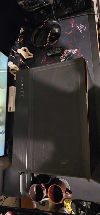 Продам корпус Lian Li O11 AIR MINI