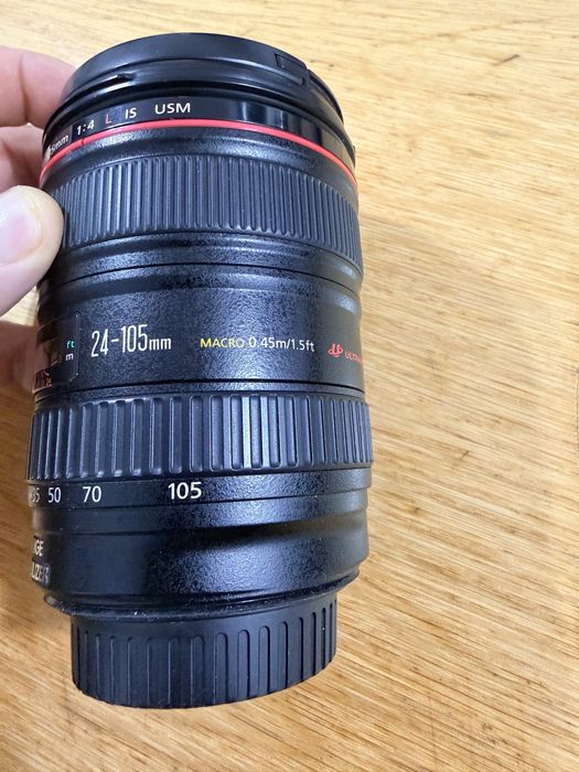 Canon obiectiv 24-105 mm.  In stare perfecta