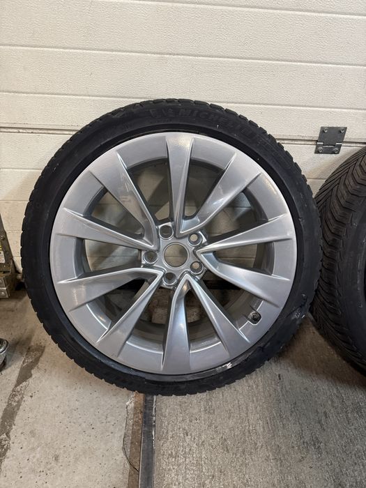 Jante Stiletto 19 inch pentru Tesla Model 3