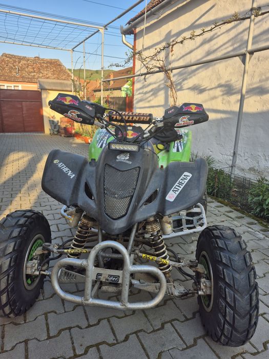 Suzuki ltz400 ak47