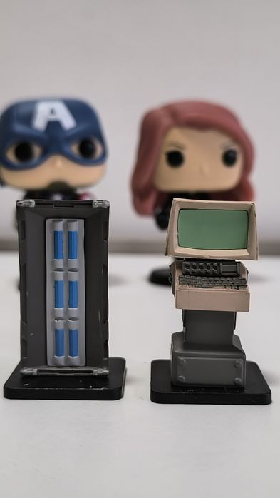 Personaje joc Avengers Marvel Funkoverse Funko Pop