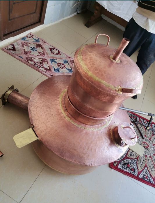 Vând un cazan de facut palinca la capacitate de 150 litri