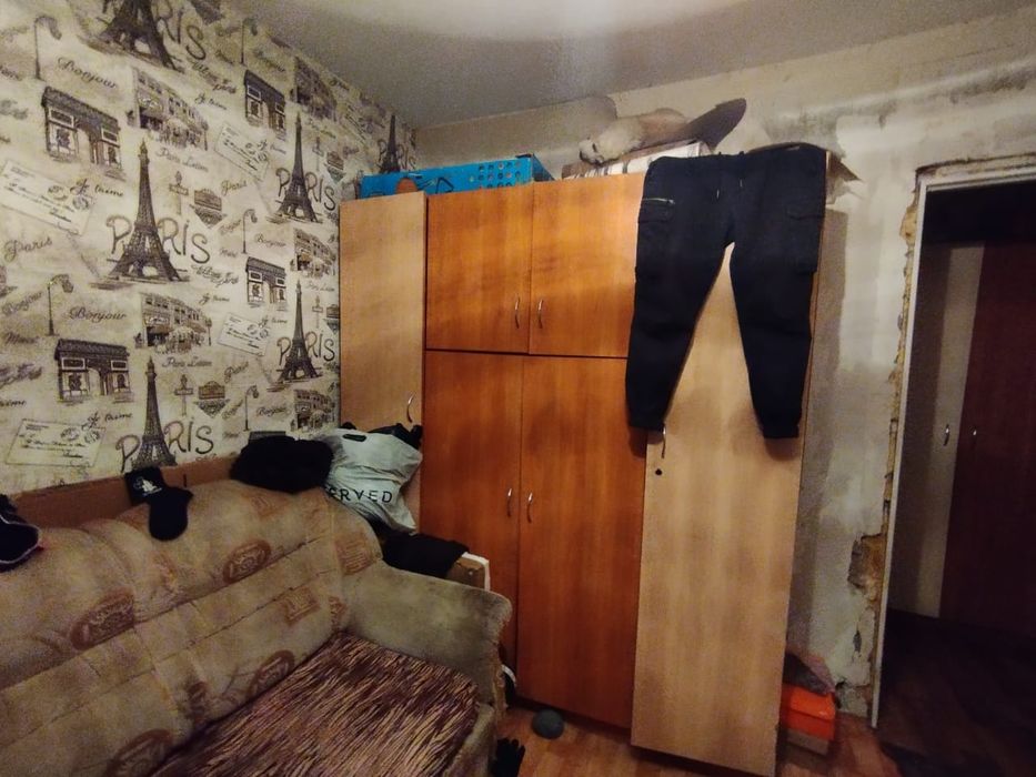 Шкаф и диван, отдам даром