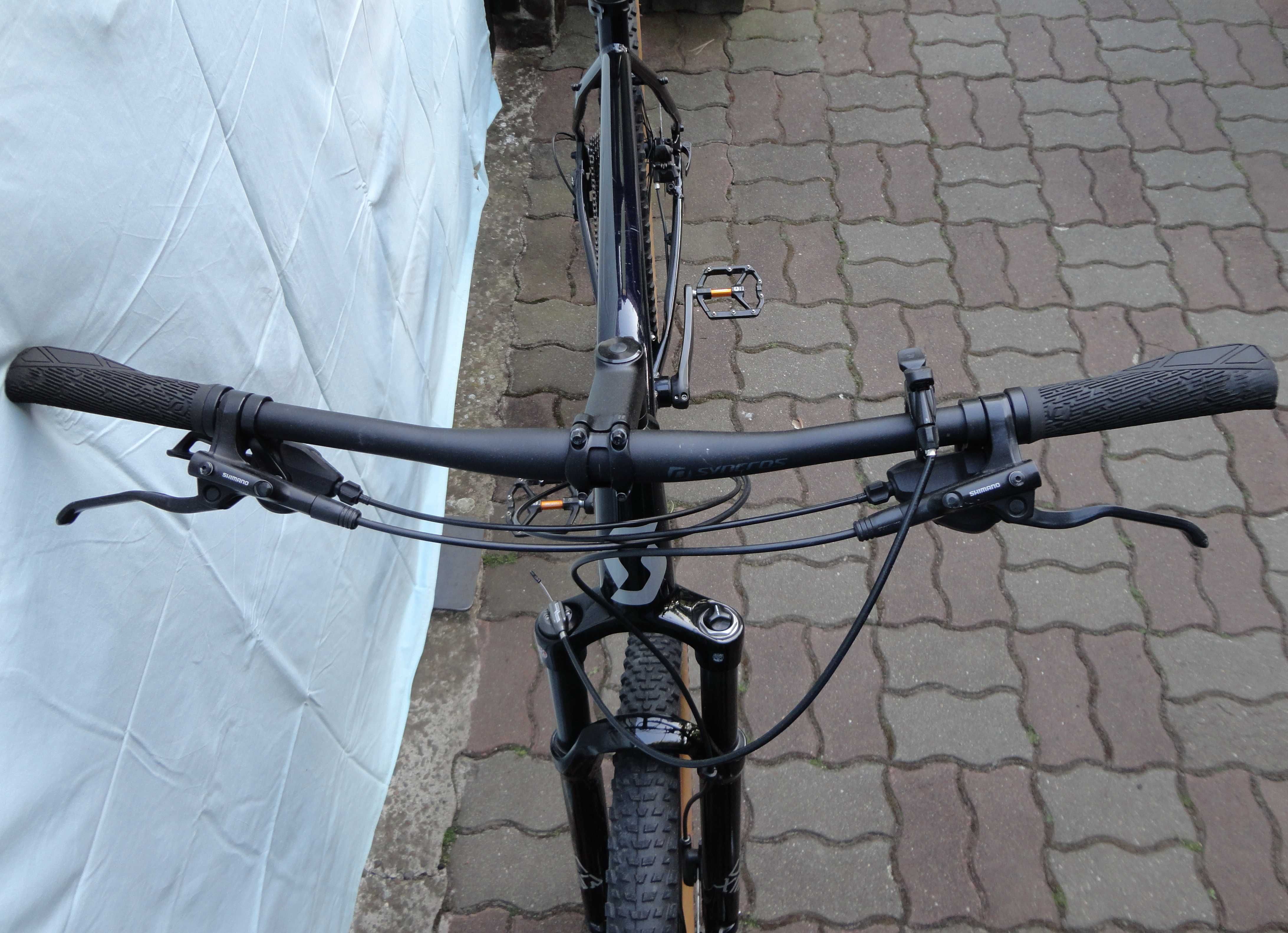 Reducere! Bicicleta Scott Aspect