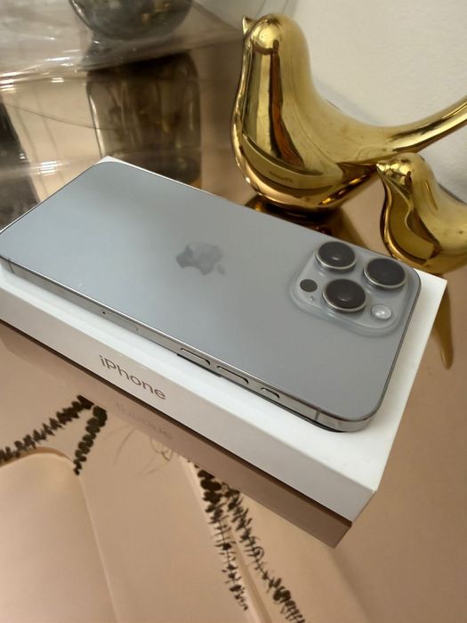 Apple iPhone 15 Pro Max 256ГБ,обмена нет