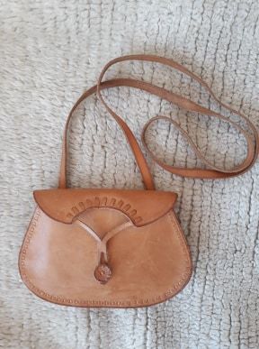 Чанта от истинска кожа