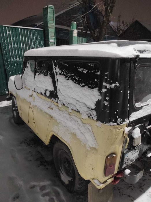 Продам уаз 31512