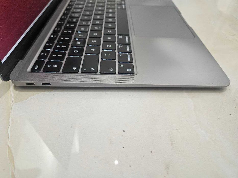 Apple MacBook Air 13" M1 16/256 по хорошей цене