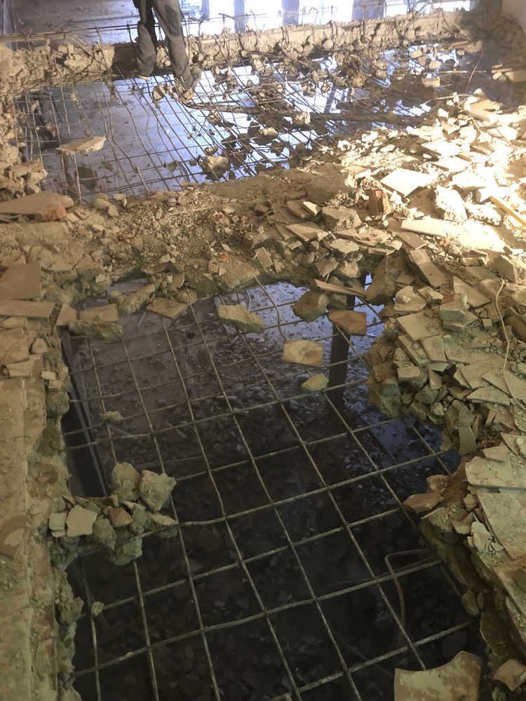 Pregatim apartamente pentru renovare,Spargem gresie,faianta,sapă,beton