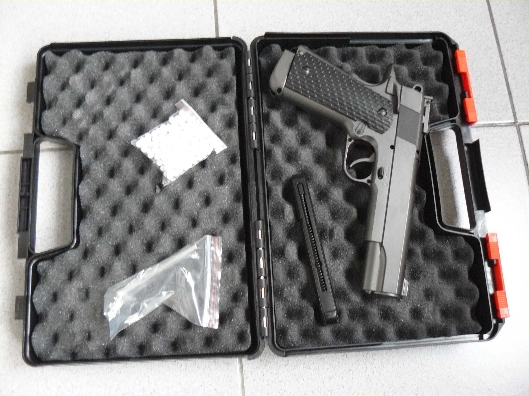 Pistol Airsoft G292 WELL COLT M1911 CO2 Nou NBB Full Metal Cu Cutie