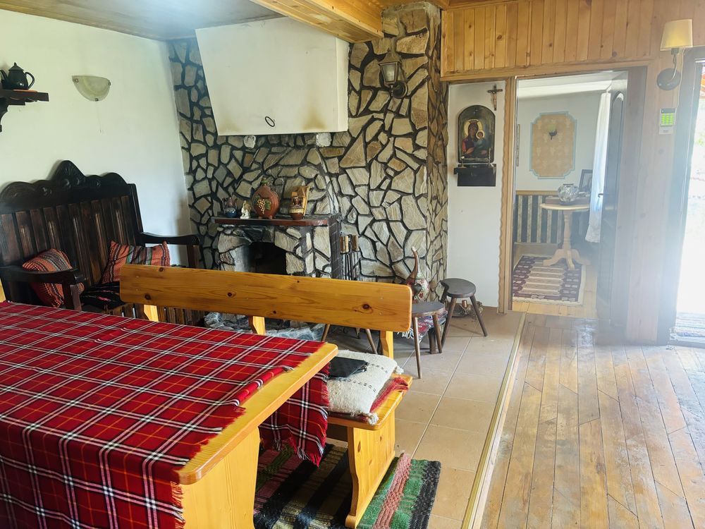 Къща в село Антон-