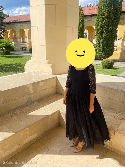 Vând rochii de seara