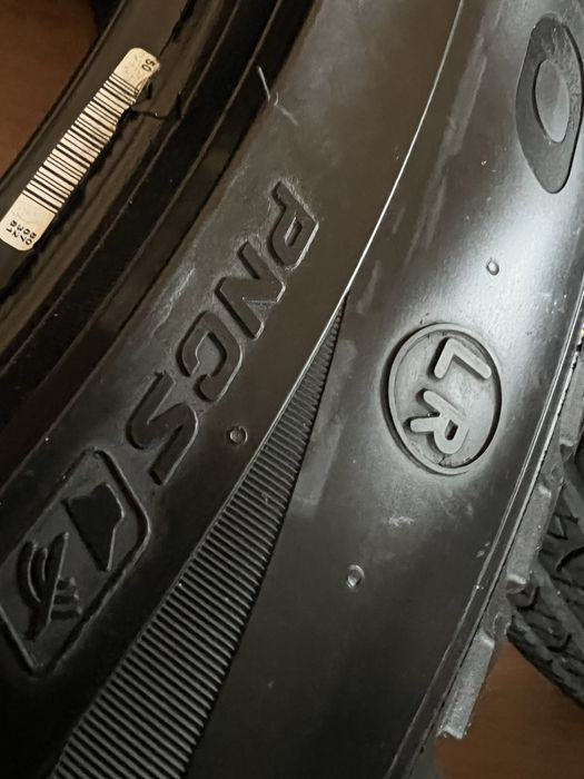 Anvelope Iarna NOI New Range Rover 2025 Pirelli Scorpion LR 285 45 22