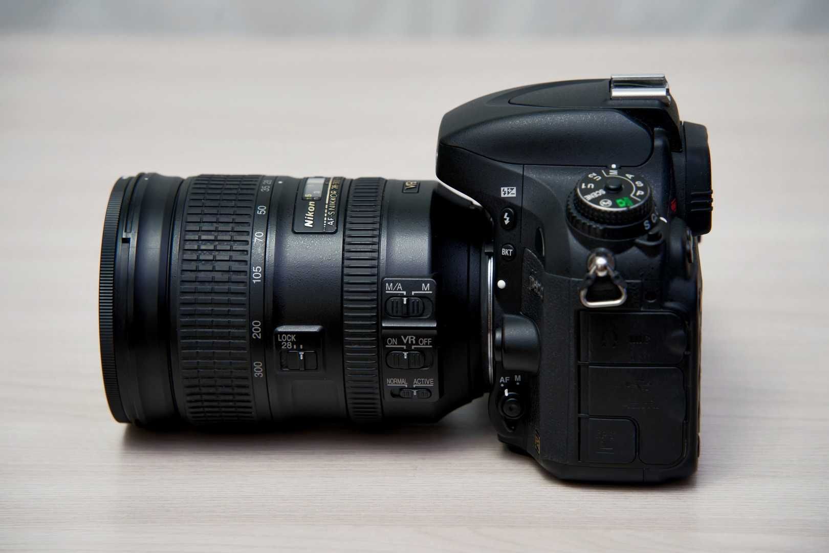 Nikon D600 + Nikon AF-S 28-300 VR