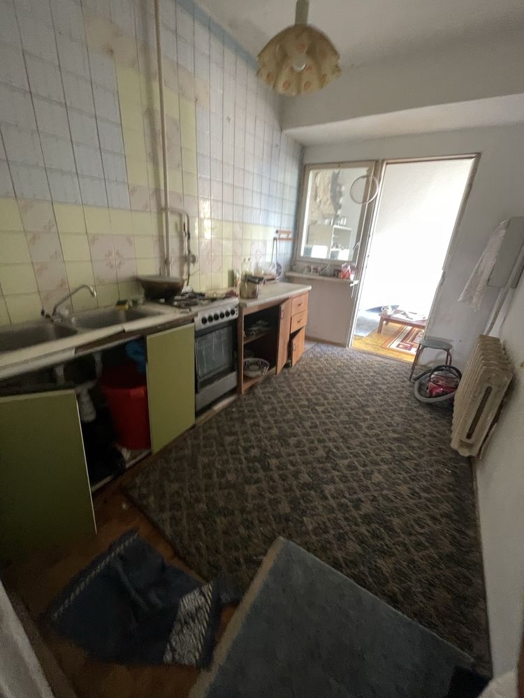 Surochni  kvartera bor  shoshilonglar joylar soni cheklangan