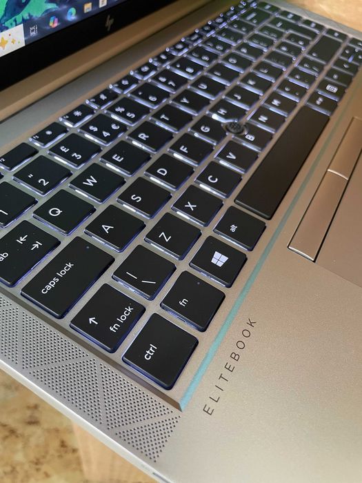 HP EliteBook G7 - 14''IPS, i5-10210U, 8GB RAM, 256GB NVMe PCle SSD