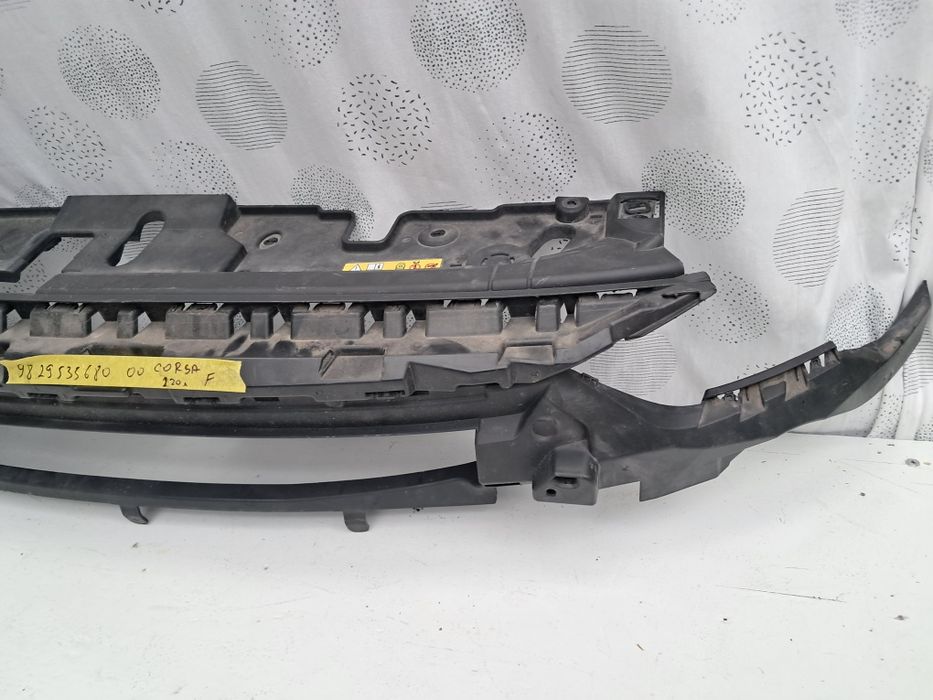 Грил решетка радиатор очиларка опел корса ф Opel Corsa F