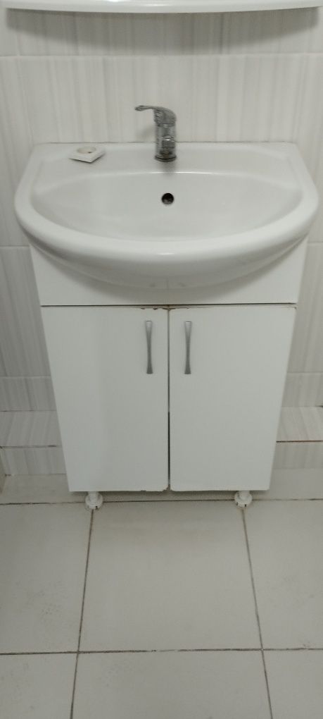 Срочно продам дешево следующее
