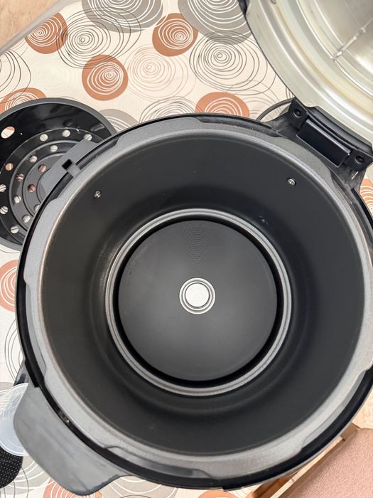 Milticooker под налягане TEFAL CY505E 25 програми