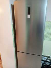 Продам большой  холодильник Midea, cостояние идеальное, нету 2 года.