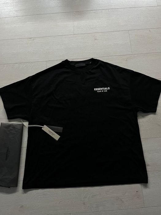Tricou Essentials