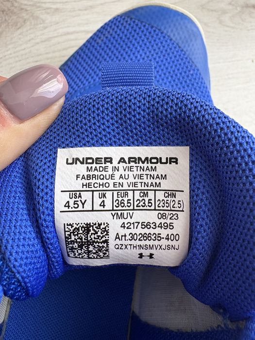 Обувки за момче Nike. Обувани 1 - 2 пъти. Много запазени………………………………..