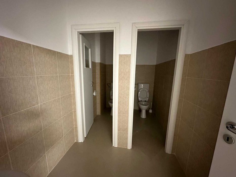 Închiriez spațiu de birouri/comercial