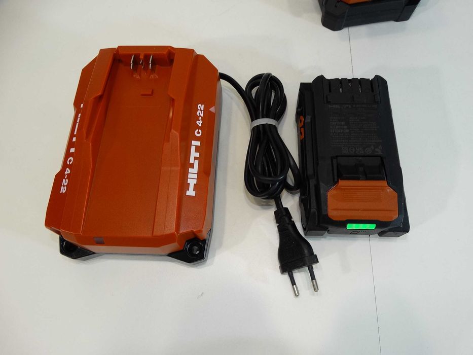 Black November Hilti PM 50 - 22 / Nuron - Мултилинеен лазерен нивелир