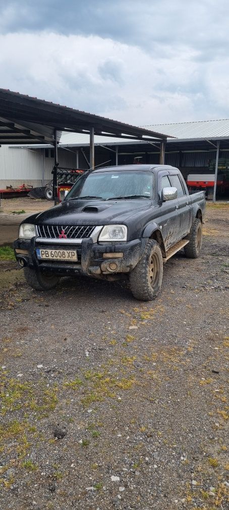 Mitsubishi  L200