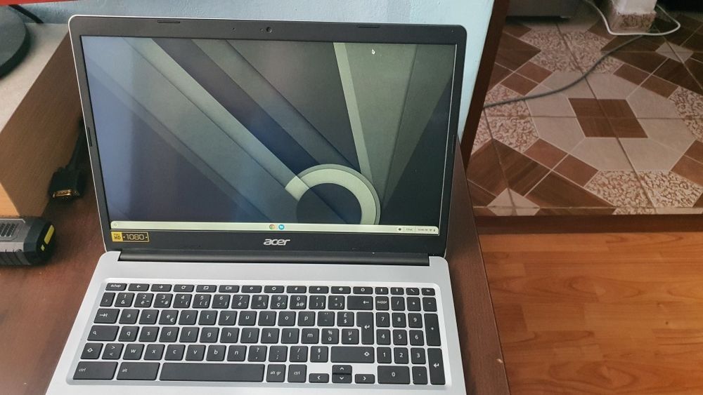 Vand/ schimb cu tel Laptop  Acer Cromebook CB315-3H series cu touchscr