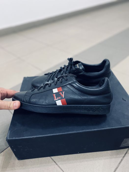 Adidasi Louis Vuitton 43 ( Originali )