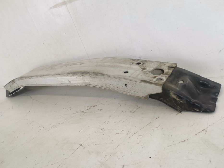 Тойота РАВ4 / Toyota RAV4 Предна броня-армировка, оригинална, в добро