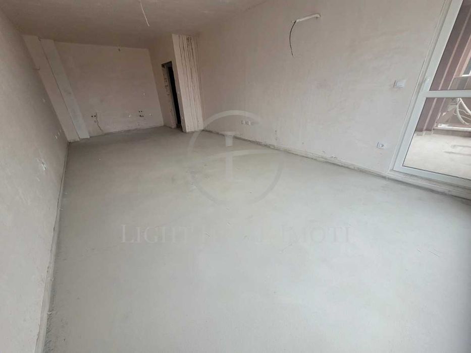 Продава се Двустаен апартамент в Пловдив, Южен - 64 кв.м за 1621 €/кв.м - Снимка #2