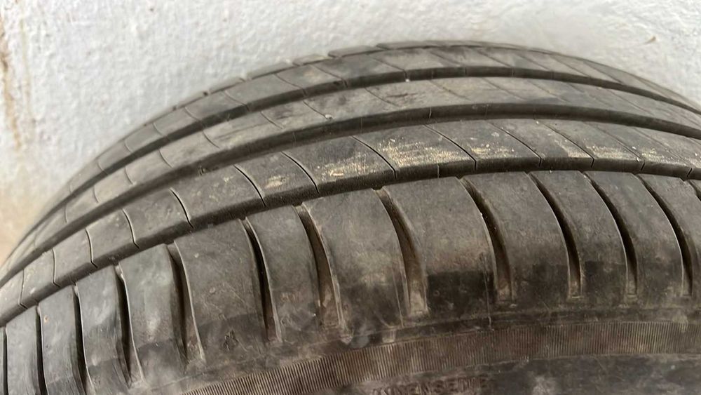 Летни гуми 215 55 r17