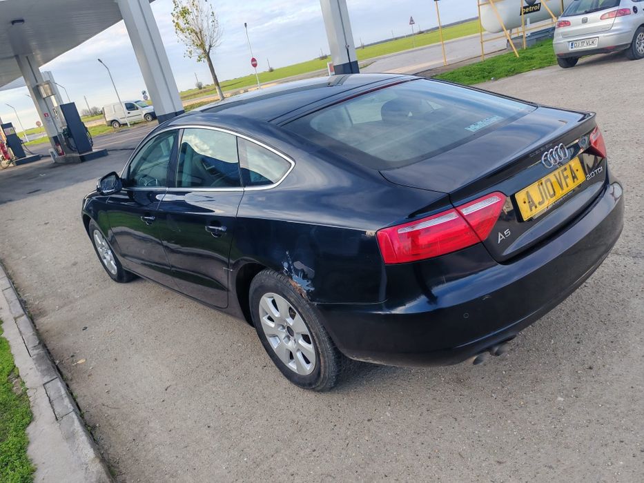 Audi a5 4 usi 2.0 manual