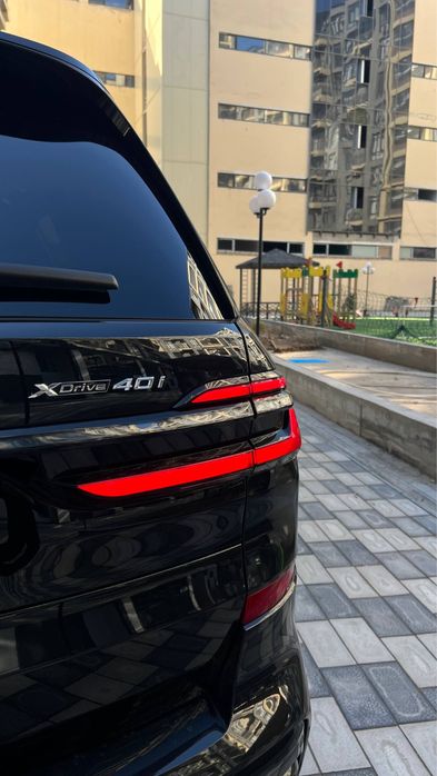 BMW X7 40l X-drive