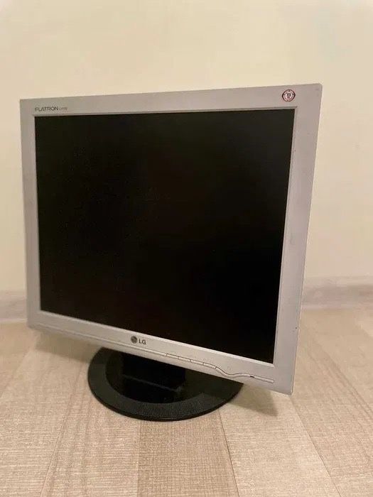 Monitor PC LG 17”