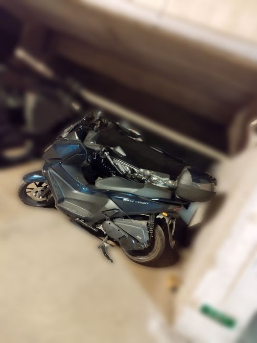 Scuter Kymco Skytown 125 cc